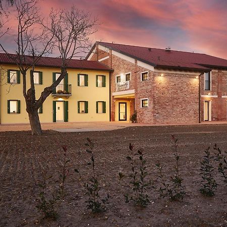 Brussa Horse Oasi Villa Caorle Exterior foto